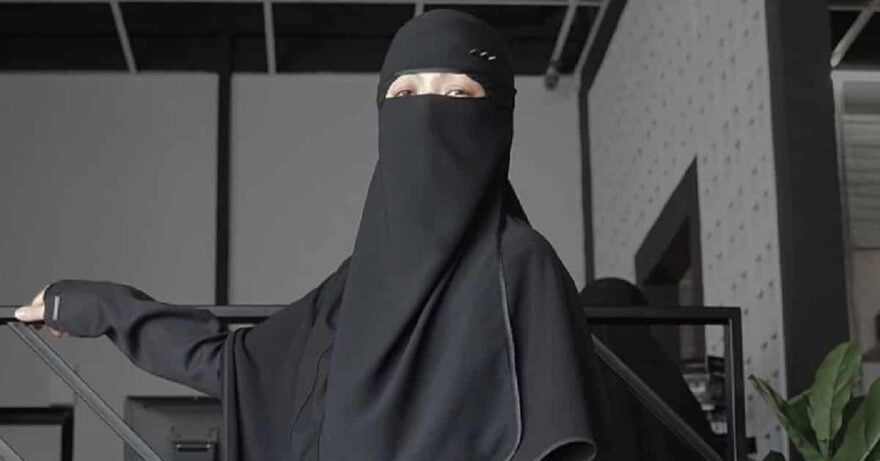 “Rimas pakai niqab dan mask, tak payah keluar rumah!”
