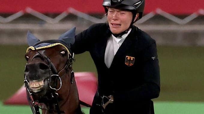 Atlet pentathlon menangis tidak dapat kawal kuda undang lucu