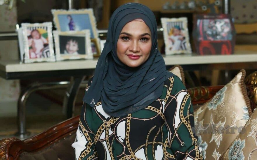 “Nak kongsi kasih, mental kena kuat..”-Zarina Zainuddin beri nasihat pedas!