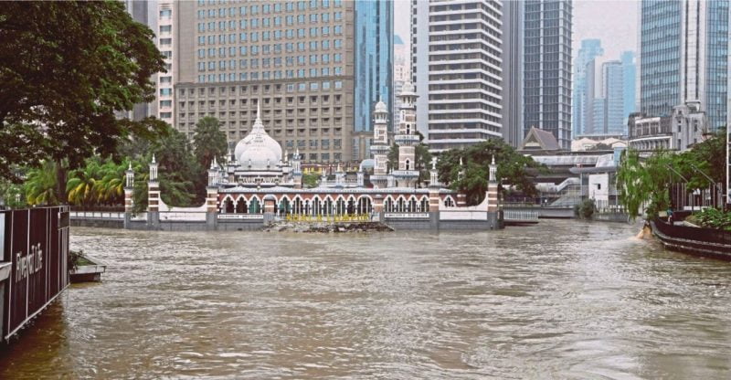Paras air Sungai Langat, Sungai Klang melepasi paras bahaya