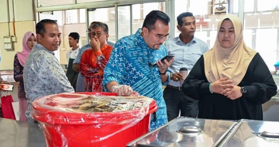 Asyraf Wajdi dedah ada pelajar kongsi gambar ulat dalam nasi, sayur dan serangga di dalam hidangan